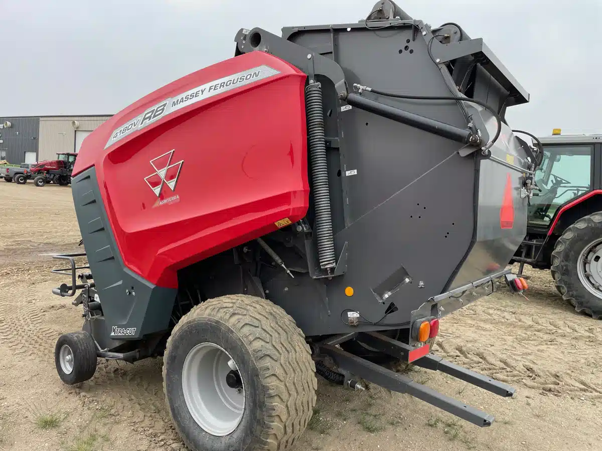 Gallery image 2 for Used 2022 Massey Ferguson RB 4180V Round Baler