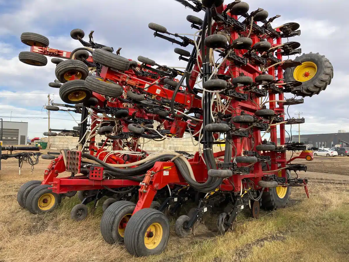 Gallery image 2 for Used 2014 Bourgault 3320-60 Air Drill