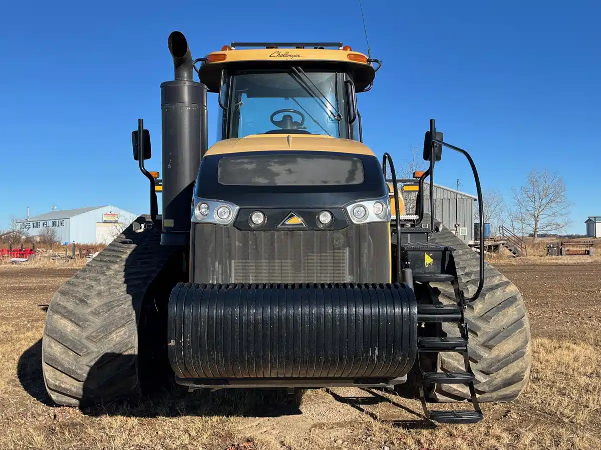Gallery image 2 for Used 2016 Challenger MT875E Tractor