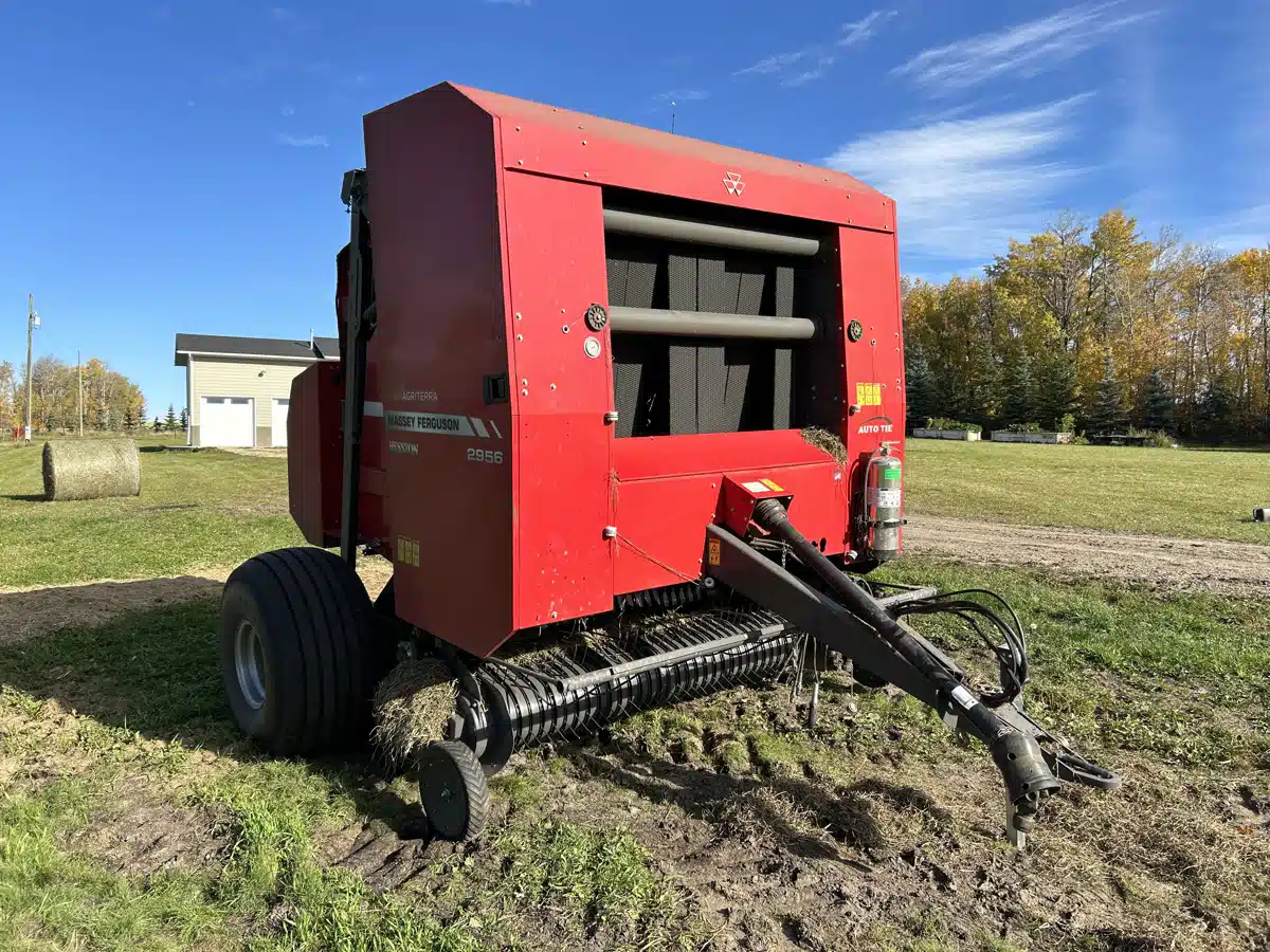 Gallery image 2 for Used 2022 Massey Ferguson 2956 Round Baler