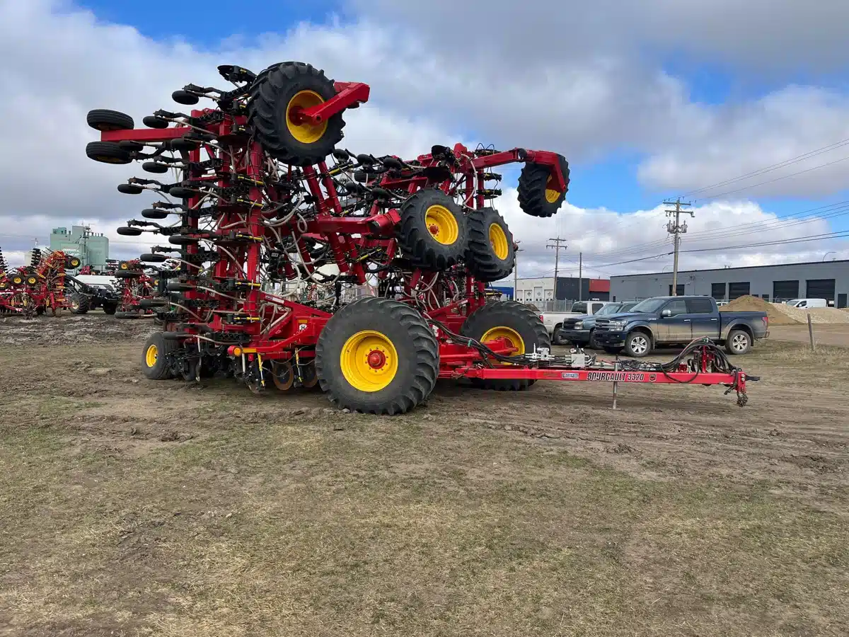 Gallery image 2 for Used 2017 Bourgault 3320-66 Air Drill