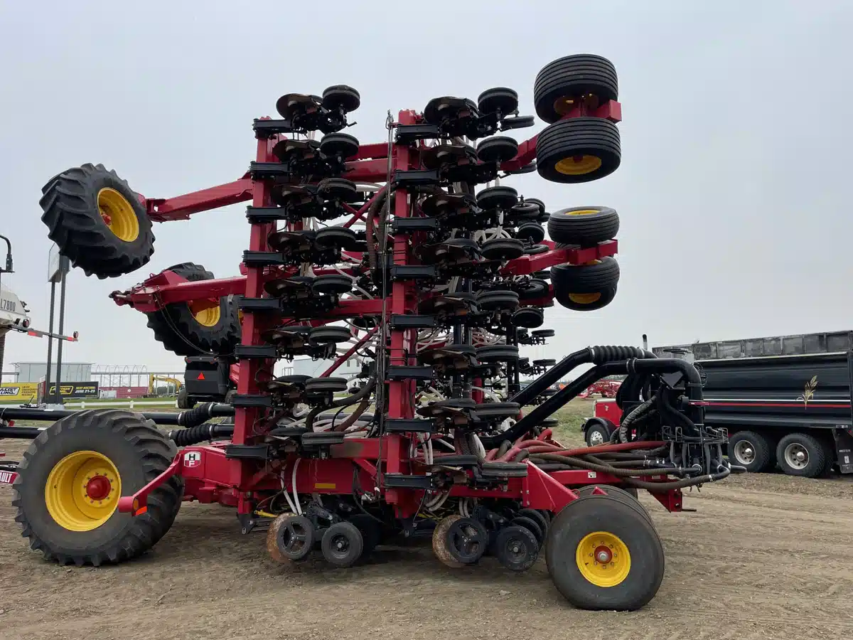 Gallery image 2 for Used 2018 Bourgault 3720-60 Air Drill