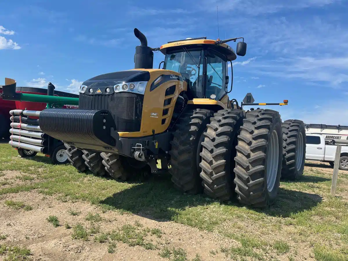 Gallery image 2 for Used 2018 Challenger MT975E Tractor