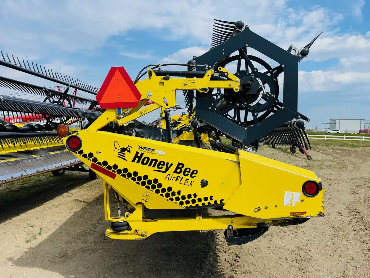 Gallery image 2 for Used 2015 Honey Bee AF236 Header