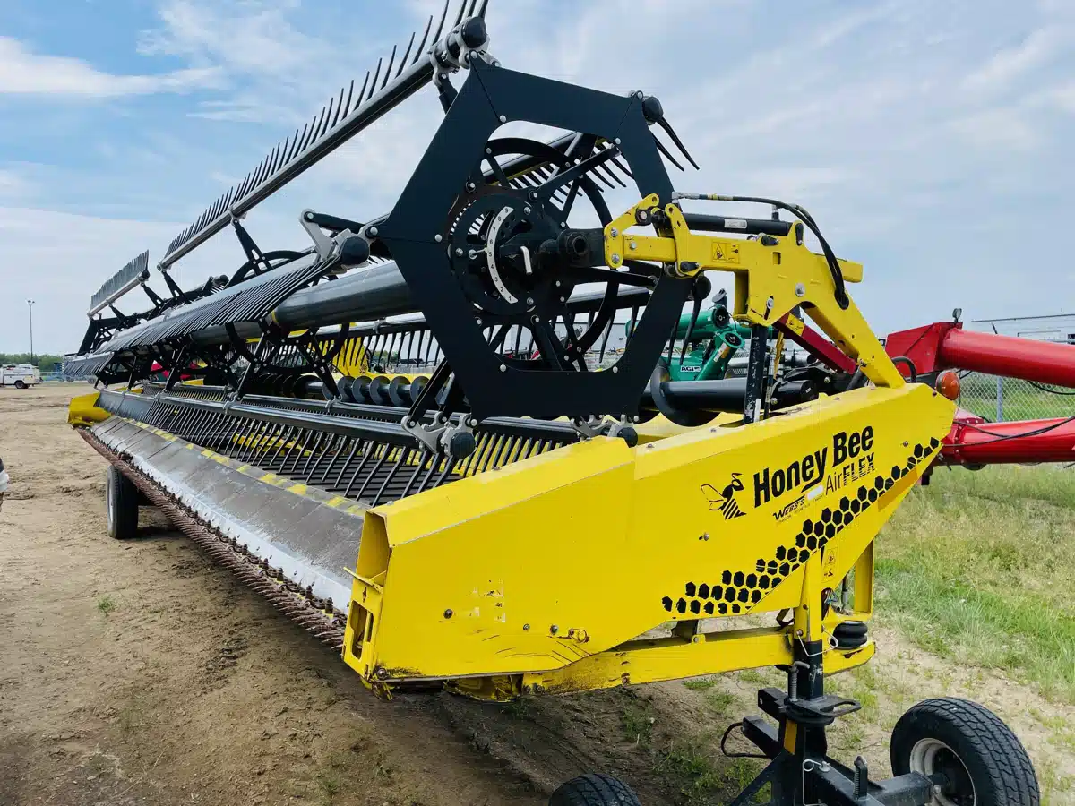 Gallery image 2 for Used 2016 Honey Bee AF236 Header