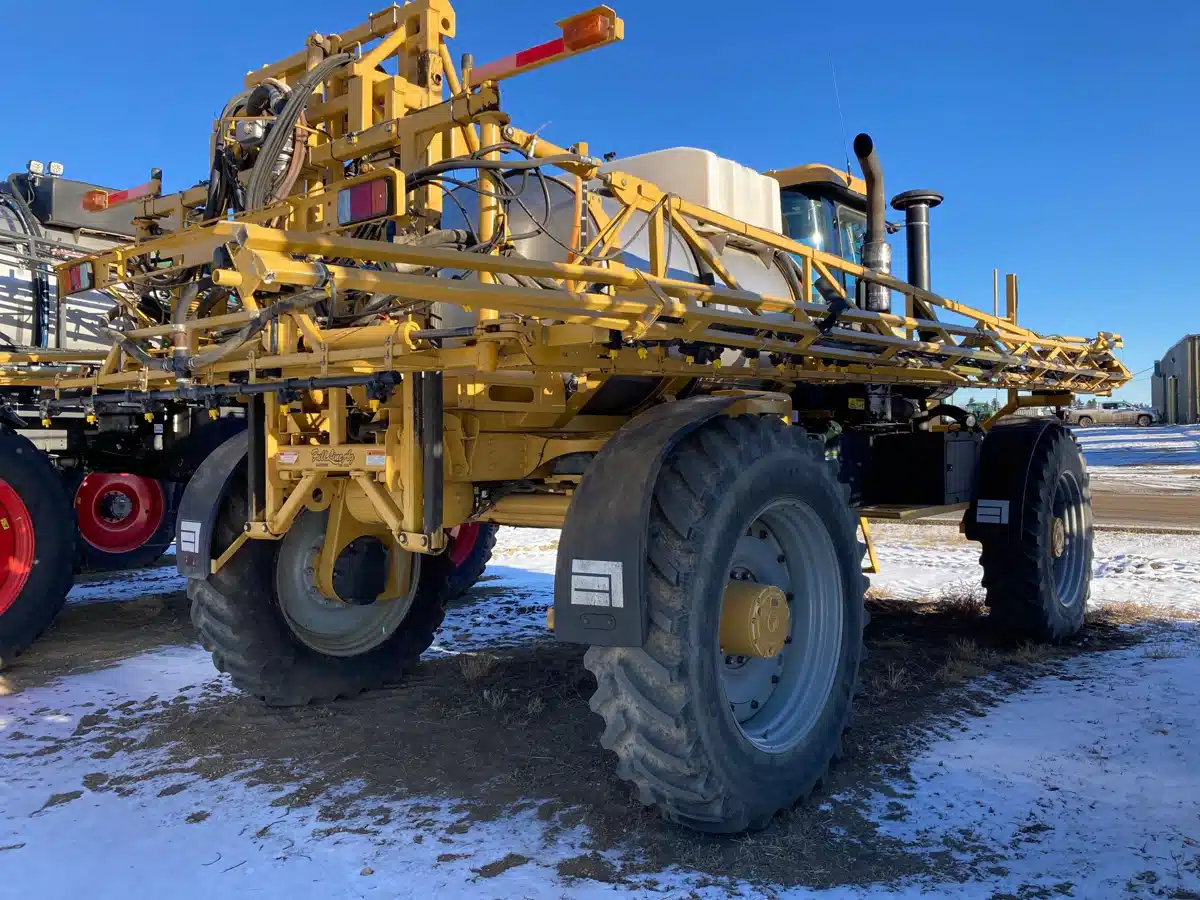 Gallery image 2 for Used 2011 RoGator 1194 Sprayer - Self Propelled