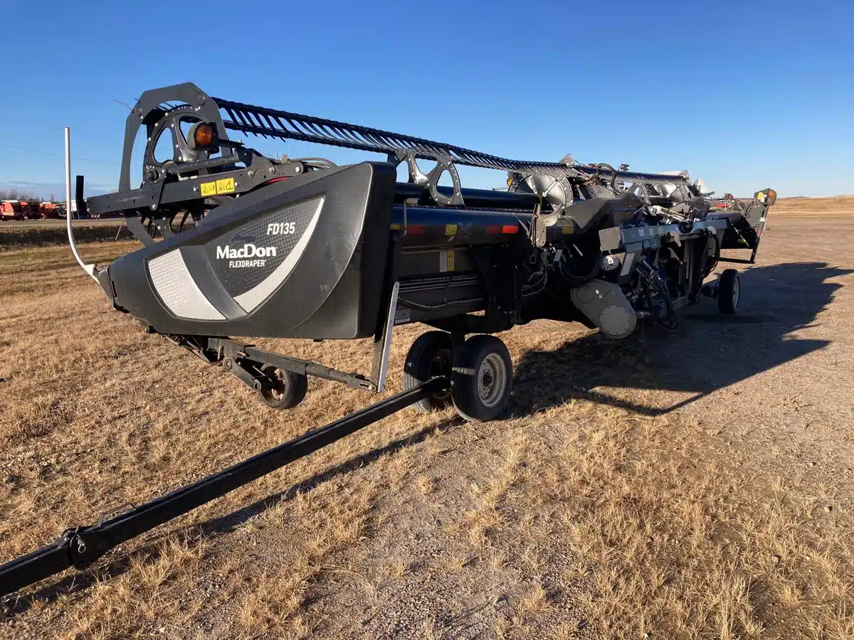 Gallery image 1 for Used 2019 MacDon FD135 Header
