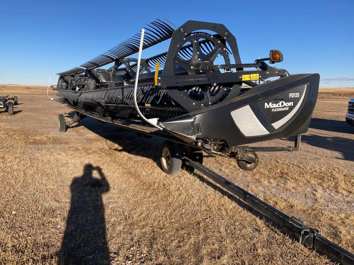Gallery image 2 for Used 2019 MacDon FD135 Header