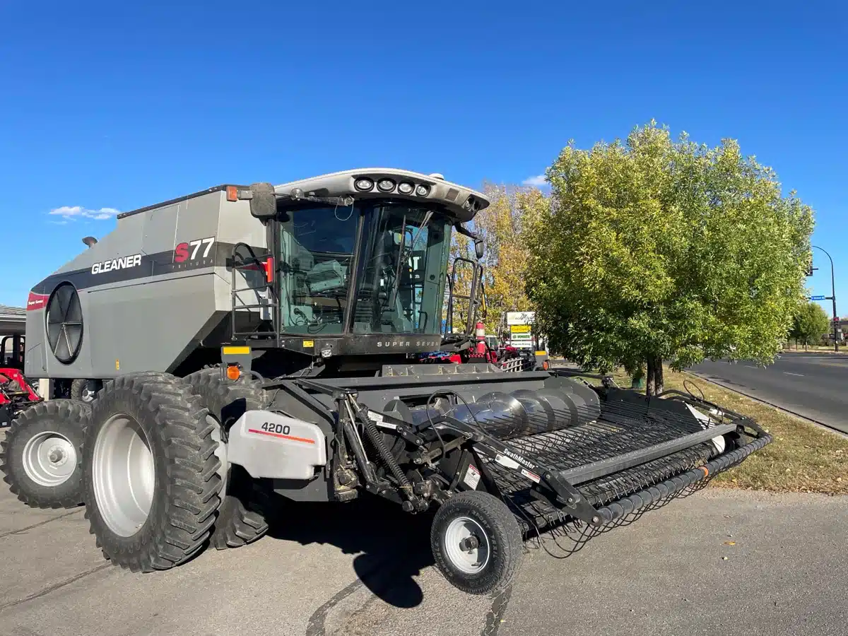 Gallery image 1 for Used 2012 Gleaner S77 Combine