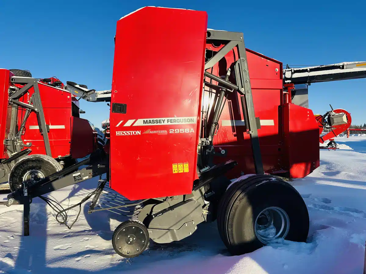 Gallery image 2 for 2021 Massey Ferguson 2956A Round Baler