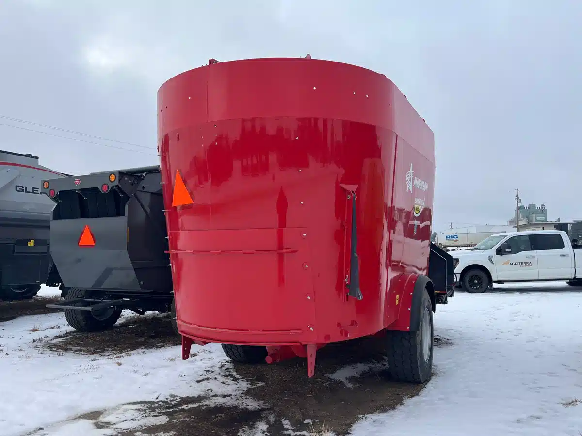 Gallery image 2 for 2021 Anderson A520 TMR Mixer