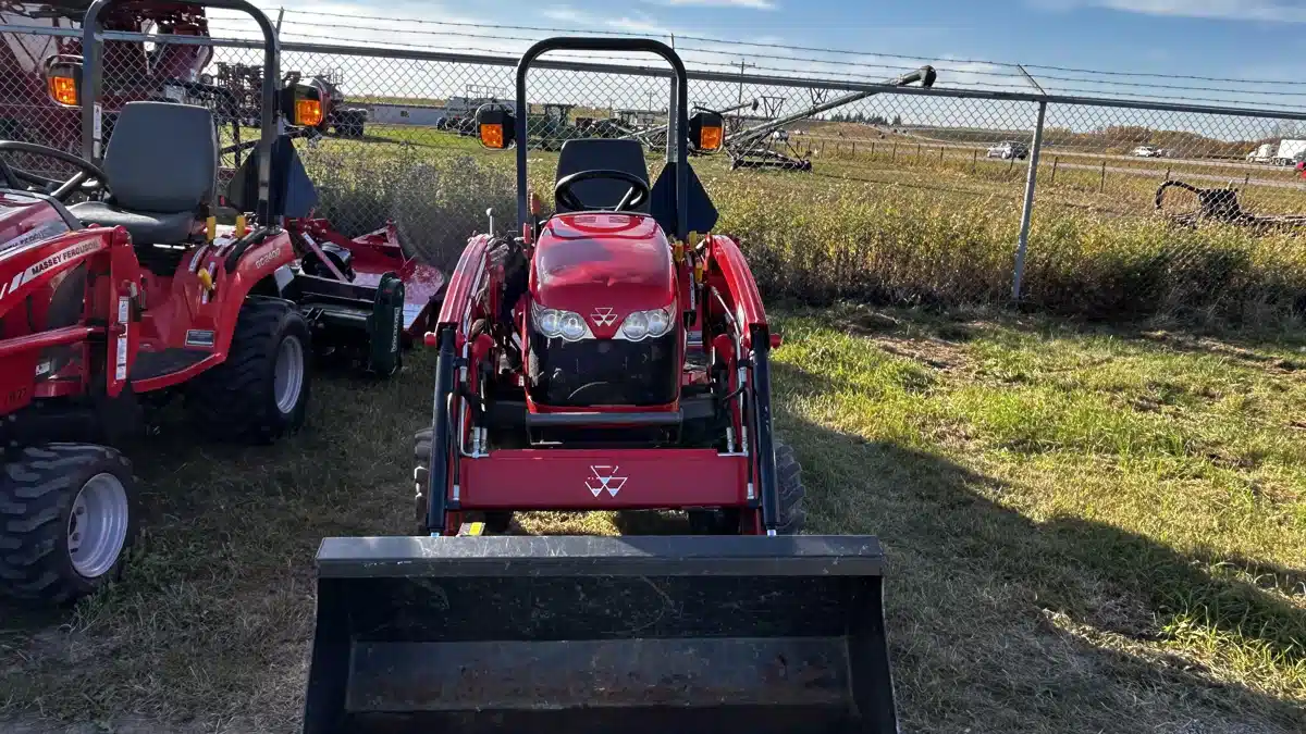 Used 2009 Massey Ferguson GC2400L Tractor