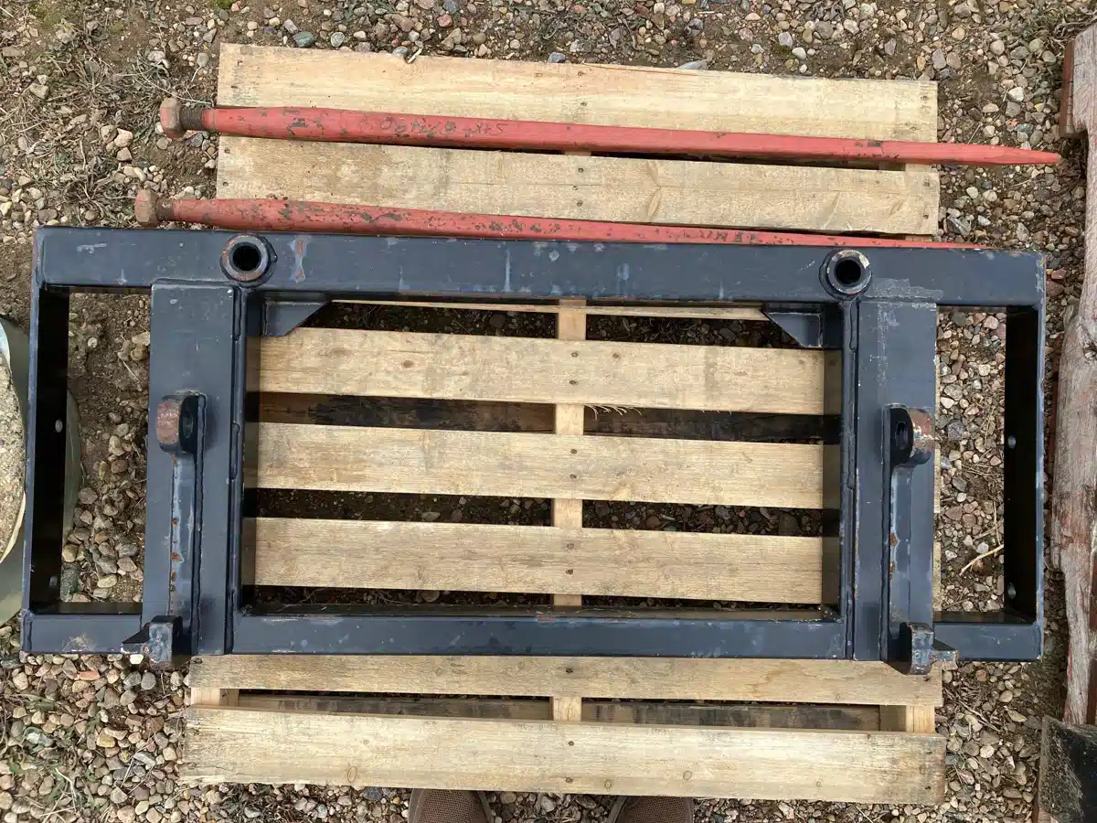 Gallery image 2 for New 2018 HLA DE50AO500 Bale Spear