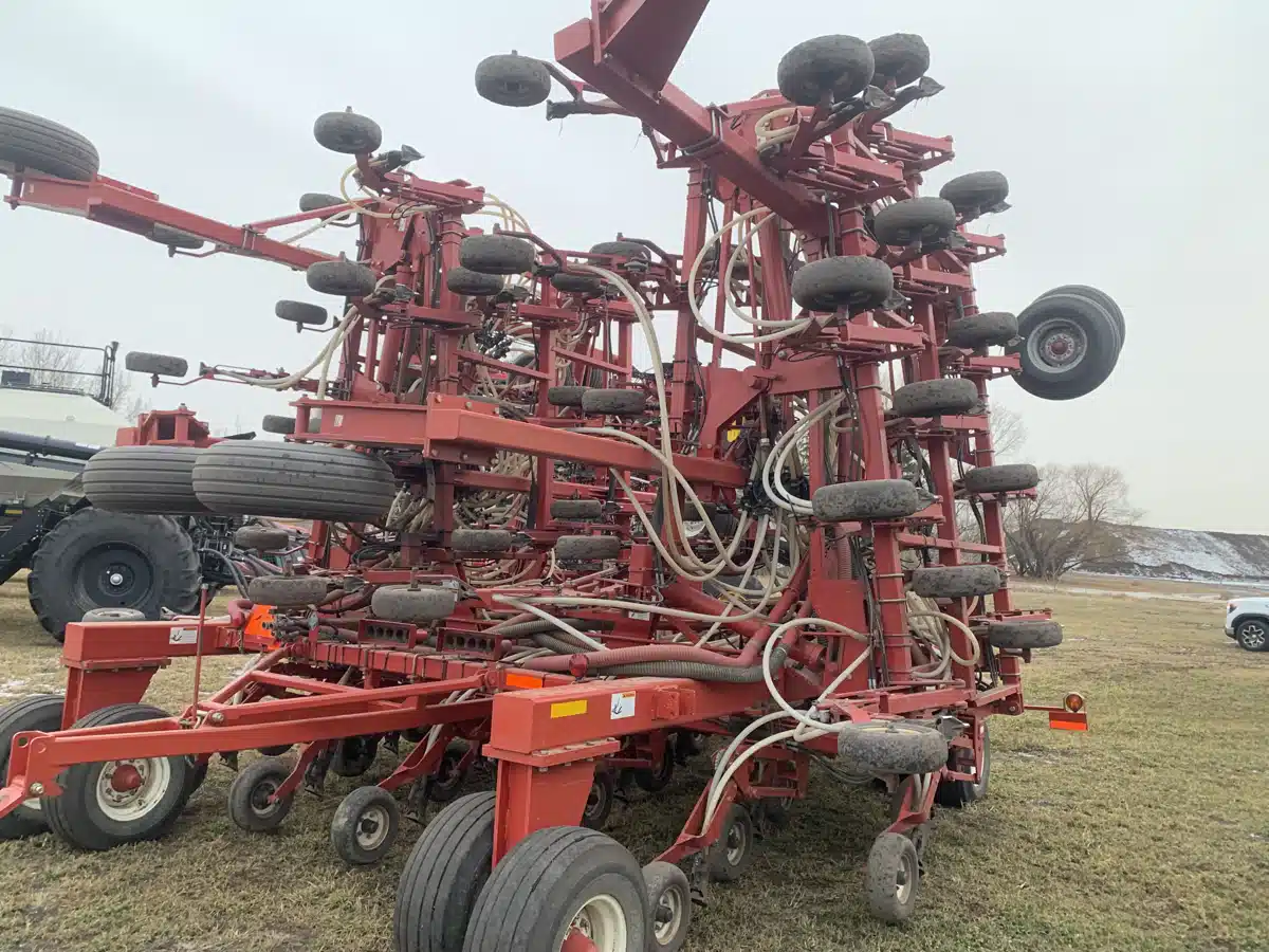 Gallery image 2 for Used 2013 Morris CONTOUR 2 Air Seeder