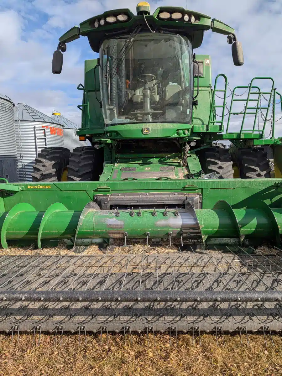Used 2021 John Deere S780 Combine