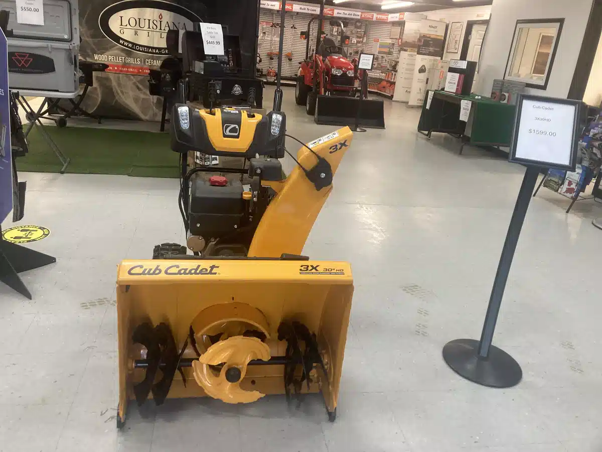 Gallery image 1 for 2022 Cub Cadet 3X 30 HD Snow Blower