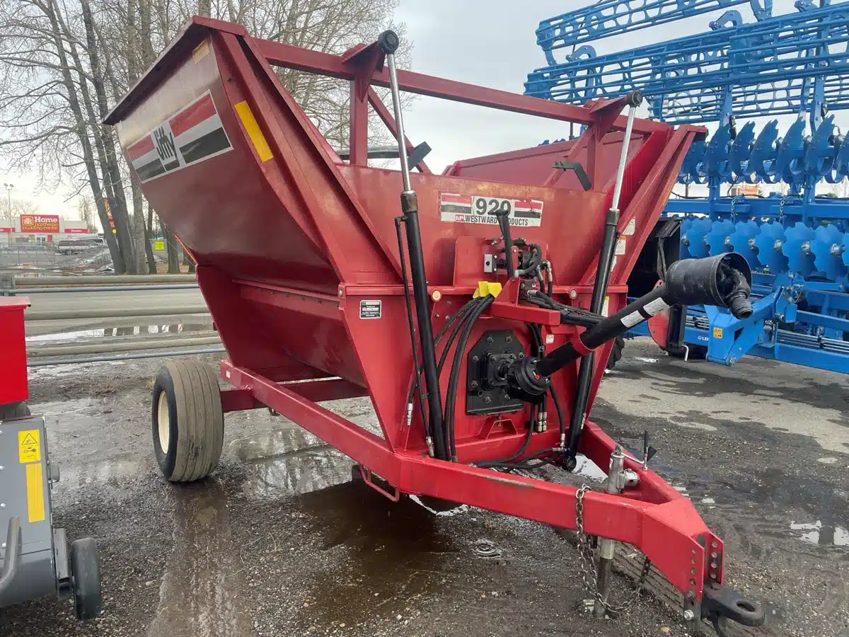 Gallery image 2 for 2005 Jiffy 920 Bale Processor