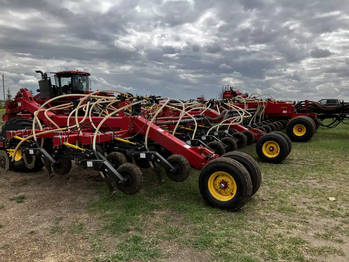 Gallery image 2 for 2019 Bourgault 3320-76 Air Drill