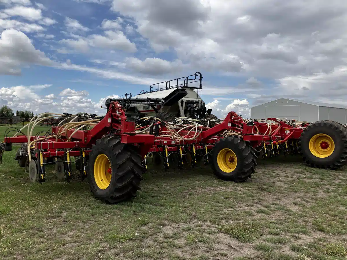 Gallery image 1 for 2019 Bourgault 3320-76 Air Drill