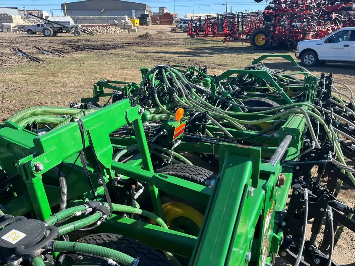 Gallery image 2 for 2020 John Deere P556 Air Drill