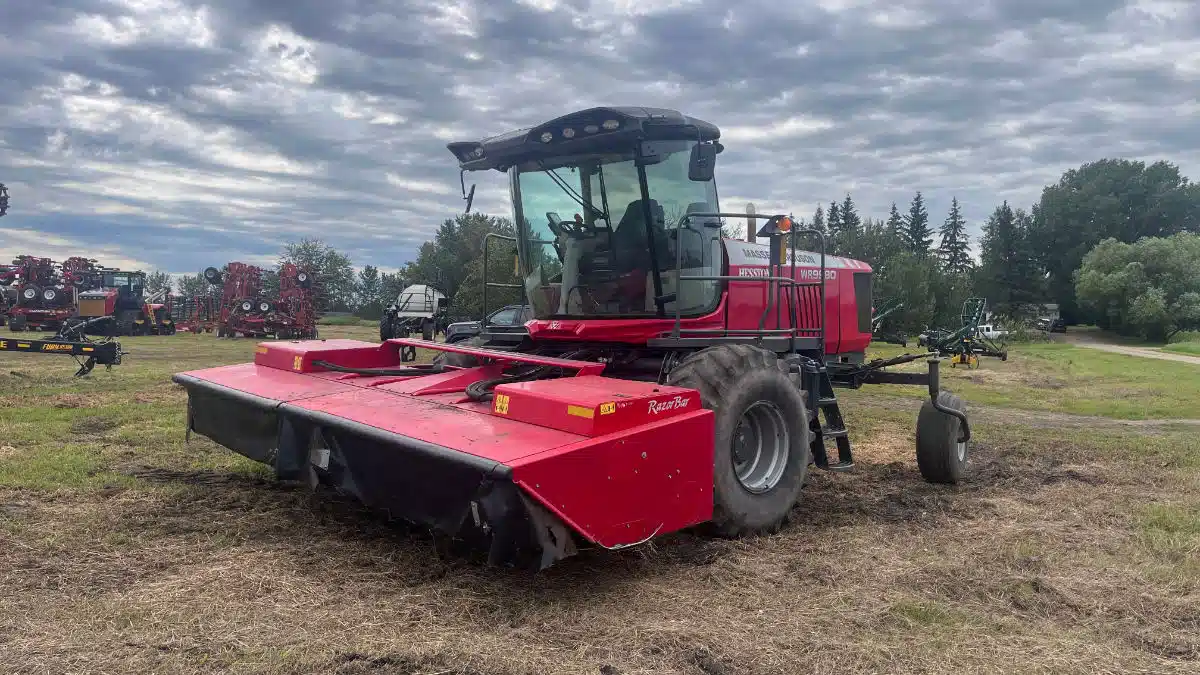Gallery image 1 for 2019 Massey Ferguson WR9980 Windrower