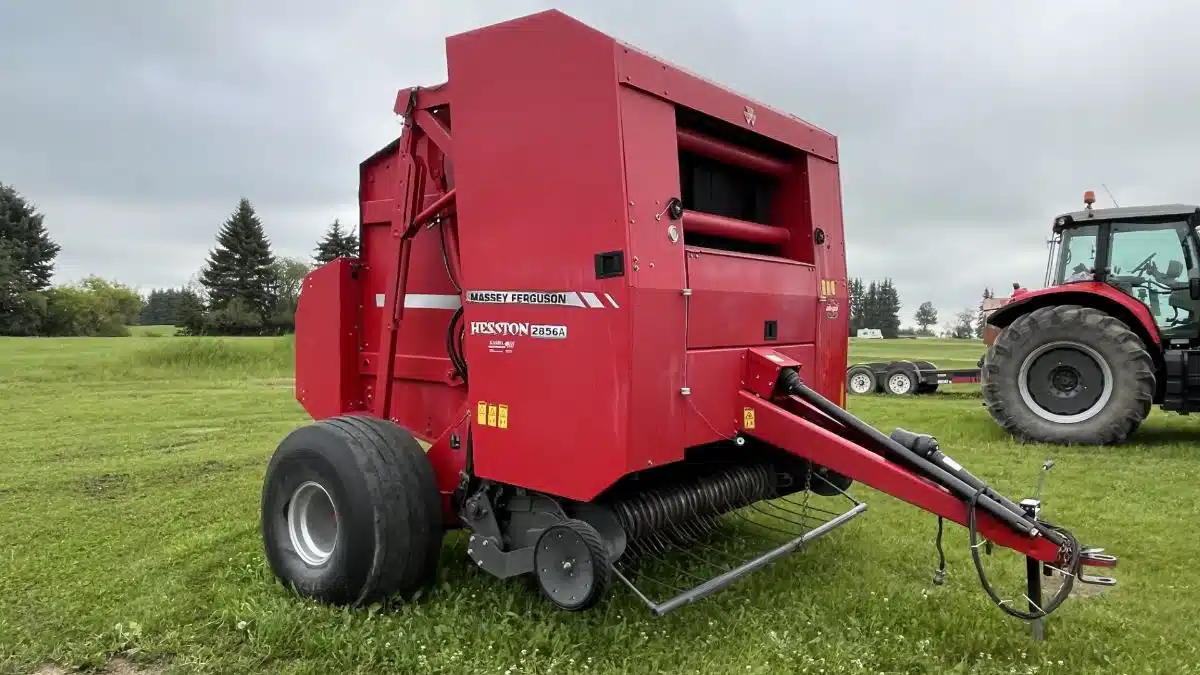 Gallery image 2 for 2011 Massey Ferguson 2856A Round Baler