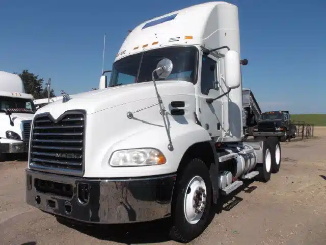 Gallery image 1 for 2016 Mack CXU600 Semi-Truck
