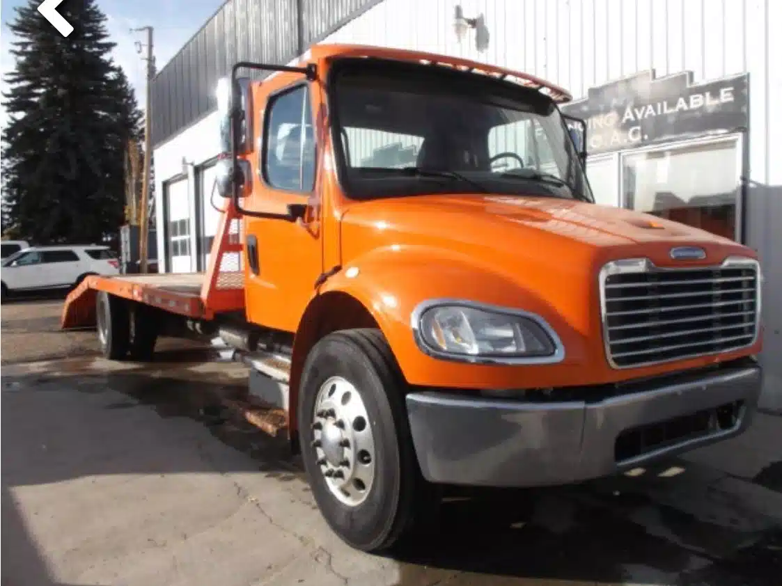Used 2017 Freightliner M2 Truck Deck