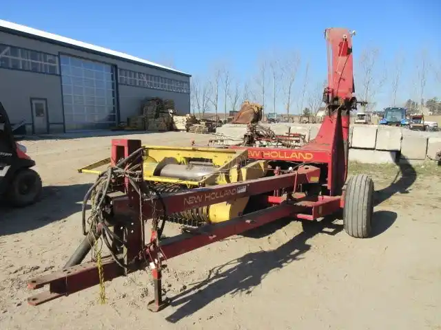 Gallery image 1 for Used New Holland 770 Forage Harvester