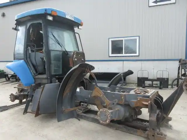 Gallery image 1 for Used 1999 New Holland TV140 Tractor