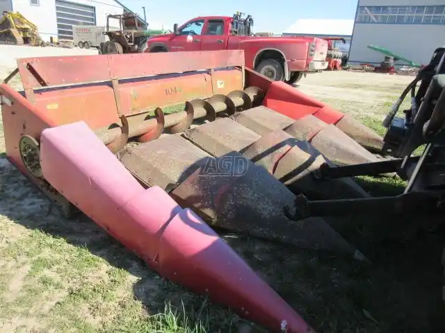 Gallery image 1 for Used Case IH 1044 Header - Row Crop