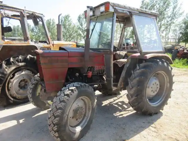 Gallery image 1 for Used 1976 Universal 445 Tractor