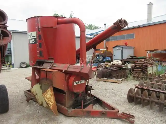 Gallery image 1 for Used Gehl 95 Mix Mill