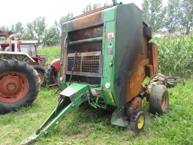 Gallery image 1 for Used 2006 John Deere 457SS Round Baler