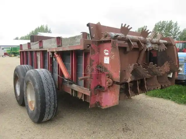 Gallery image 1 for Used Hagedorn HYDRA-SPREAD 275 Manure Spreader
