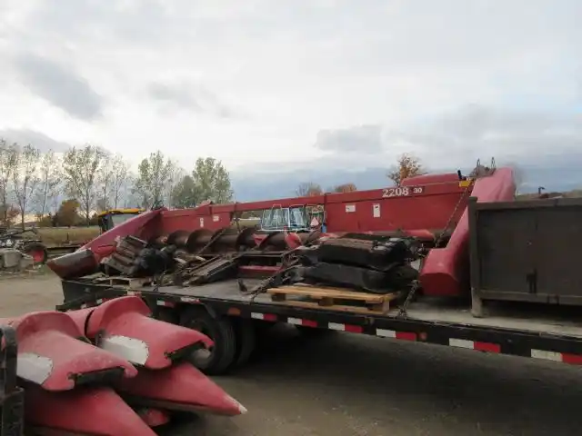 Gallery image 1 for Used Case IH 2208 Header - Row Crop