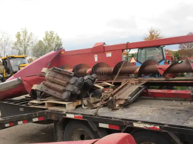Gallery image 2 for Used Case IH 2208 Header - Row Crop