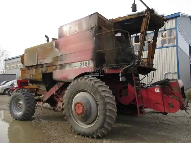 Gallery image 2 for Used 1997 Case IH 2188 Combine