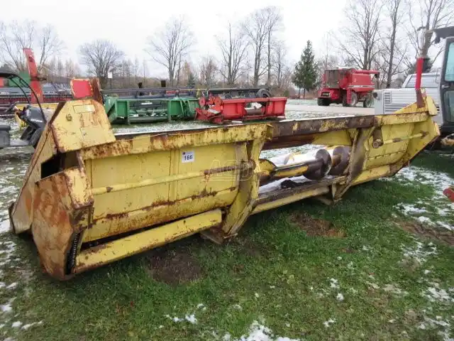 Gallery image 2 for Used New Holland 962 Header - Row Crop
