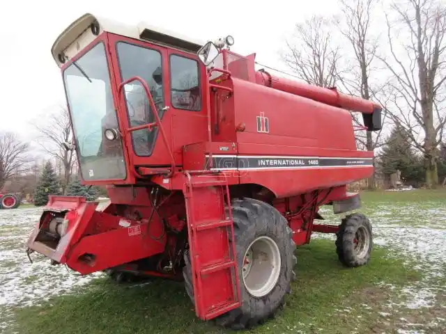 Gallery image 1 for Used 1978 International Harvester 1460 Combine