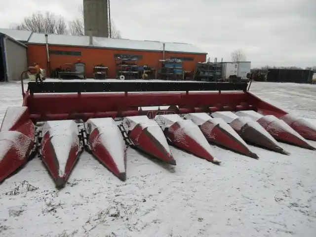 Gallery image 1 for Used Case IH 1083 Header - Row Crop
