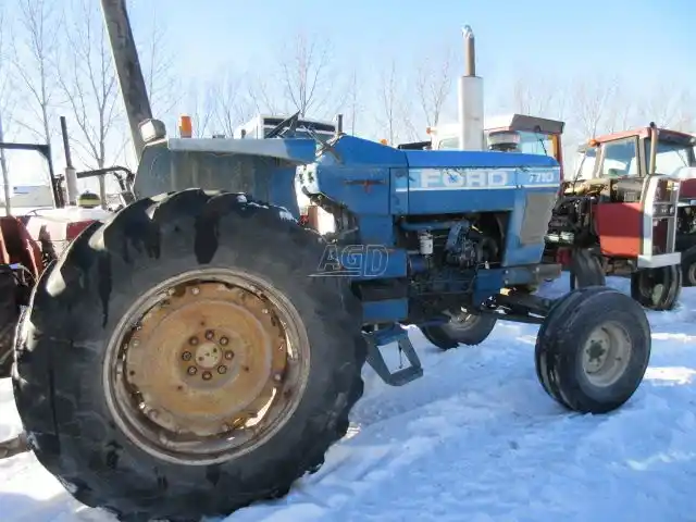 Gallery image 1 for Used 1985 Ford 7710 Tractor