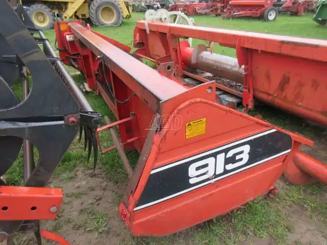 Gallery image 2 for Used White 913 Header - Pickup