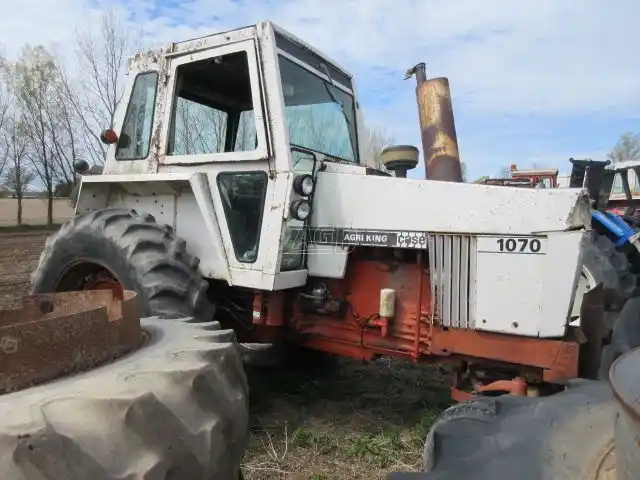Gallery image 2 for Used 1974 Case 1070 Tractor