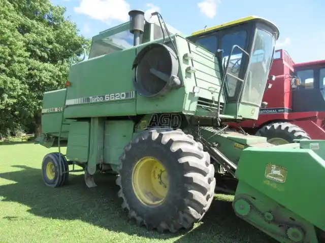 Gallery image 2 for 1980 John Deere 6620 TURBO Combine
