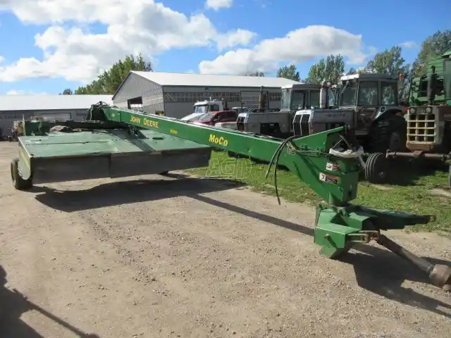 Gallery image 1 for Used John Deere 946 Disc Mower Conditioner