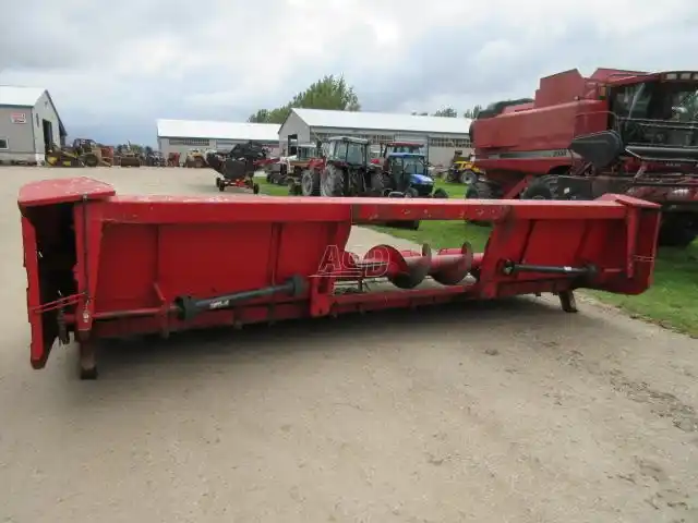 Gallery image 2 for Used White 706 Header - Row Crop