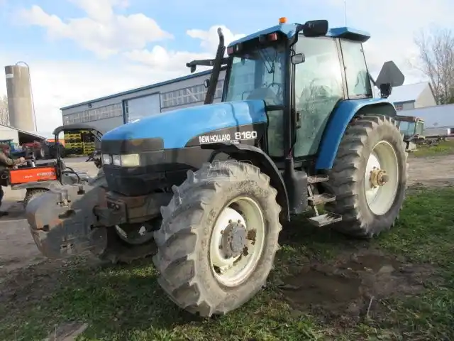 Gallery image 2 for 1999 New Holland 8160 Tractor