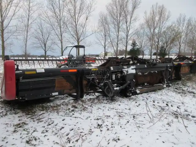 Gallery image 2 for Used 2009 Case IH 2162 Header - Draper