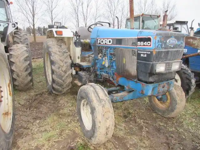 Gallery image 2 for Used 1993 Ford 5640 Tractor